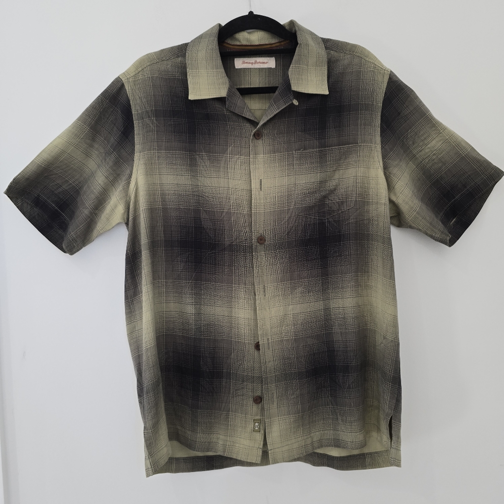 Tommy Bahama 100% Silk Camp Men's Button Shirt - Size M